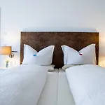 Aparthotel An Der Golfanlage Rostock