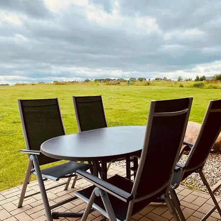 An Der Golfanlage Apartahotel 3*